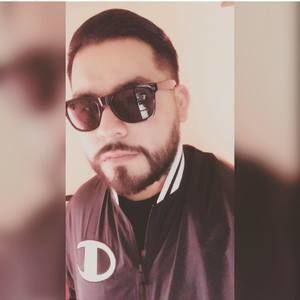 Meet your Posher, Chris